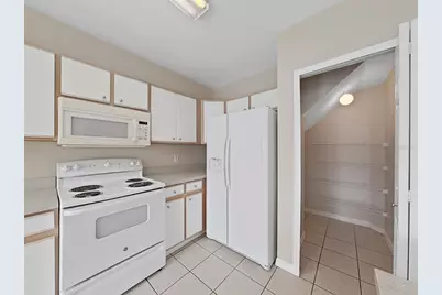 6405 Barksdale Way, Riverview, FL 33578 - Photo 7