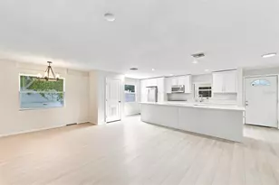 1151 55th Ave S, Saint Petersburg, FL 33705 - Photo 11