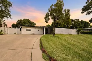 1151 55th Ave S, Saint Petersburg, FL 33705 - Photo 1
