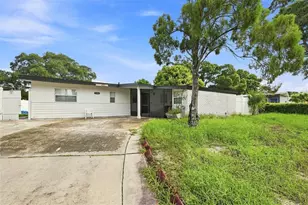 1151 55th Ave S, Saint Petersburg, FL 33705 - Photo 1