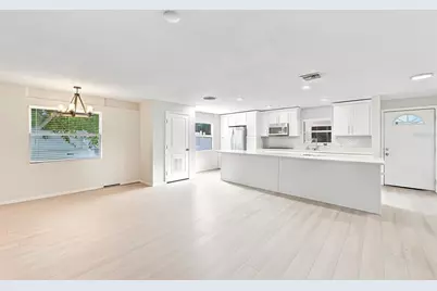 1151 55th Avenue S, Saint Petersburg, FL 33705 - Photo 11