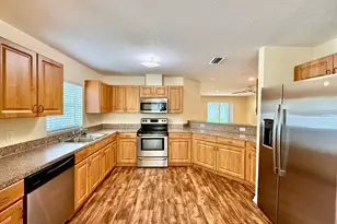 1914 Peaceful Palm St, Ruskin, FL 33570 - Photo 11
