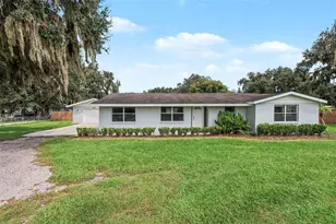 3805 McIntosh Rd, Dover, FL 33527 - Photo 1