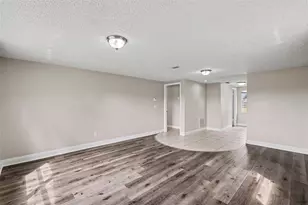 3805 McIntosh Rd, Dover, FL 33527 - Photo 11