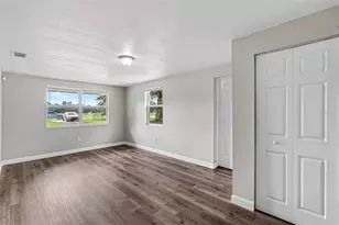 3805 McIntosh Rd, Dover, FL 33527 - Photo 15