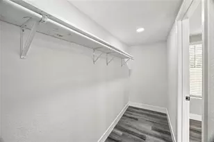 11985 Murray Ave, Seminole, FL 33778 - Photo 17