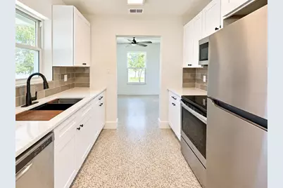 21132 McGuire Avenue, Port Charlotte, FL 33952 - Photo 5