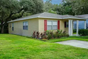 3113 Gordon Ct, Tampa, FL 33619 - Photo 5