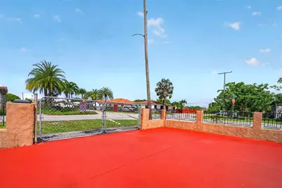500 E 40th Street, Hialeah, FL 33013 - Photo 17