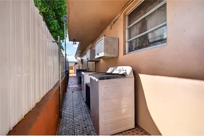500 E 40th Street, Hialeah, FL 33013 - Photo 19