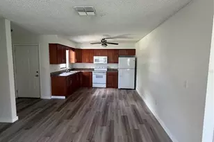 10304 Walton St, Spring Hill, FL 34608 - Photo 3