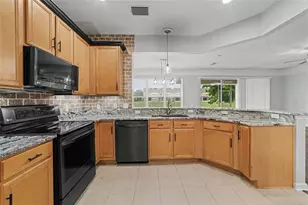 4635 Pond Ridge Dr, Riverview, FL 33578 - Photo 11
