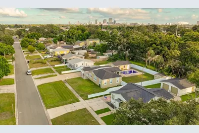 2576 17th Avenue N, Saint Petersburg, FL 33713 - Photo 3