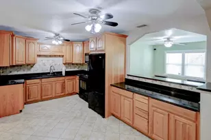 2576 17th Ave N, Saint Petersburg, FL 33713 - Photo 9