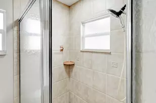 2576 17th Ave N, Saint Petersburg, FL 33713 - Photo 19