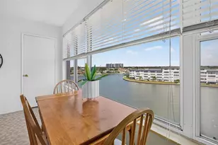 6025 Shore Blvd S, Gulfport, FL 33707 - Photo 9