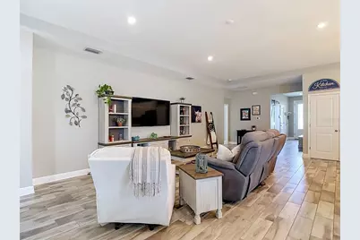 813 Old Windsor Way, Spring Hill, FL 34609 - Photo 25