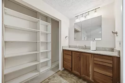 4609 Deerwalk Avenue, Tampa, FL 33624 - Photo 25