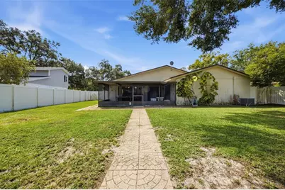 4609 Deerwalk Avenue, Tampa, FL 33624 - Photo 37