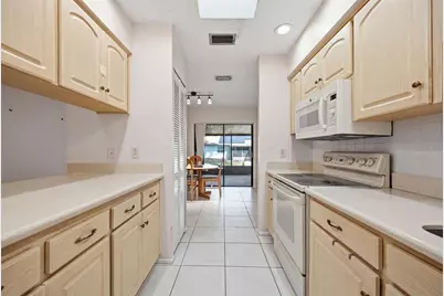 4609 Deerwalk Avenue, Tampa, FL 33624 - Photo 15