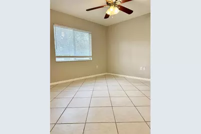 10431 Isleworth Avenue, Tampa, FL 33647 - Photo 7