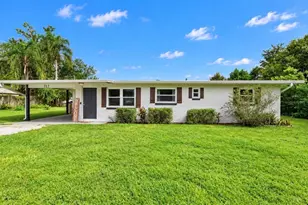 717 W Deer Lake Dr, Lutz, FL 33548 - Photo 1