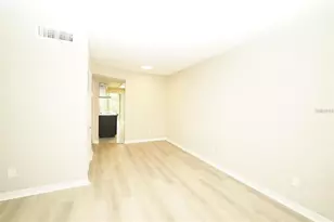 4705 1st St NE, Saint Petersburg, FL 33703 - Photo 5