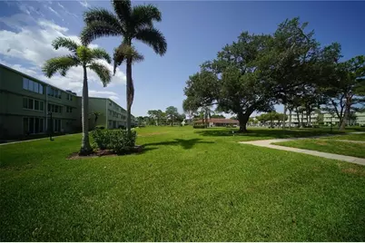 4705 1st Street NE #132, Saint Petersburg, FL 33703 - Photo 25