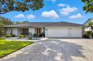 2900 Sandpiper Pl, Clearwater, FL 33762 - Photo 1