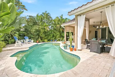 4851 Windmill Palm Terrace NE, Saint Petersburg, FL 33703 - Photo 3