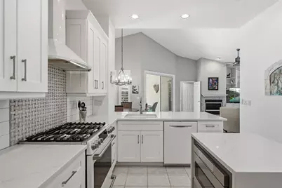 4851 Windmill Palm Terrace NE, Saint Petersburg, FL 33703 - Photo 7