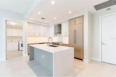275 1st Avenue South #2208, Saint Petersburg, FL 33701 - Photo 3