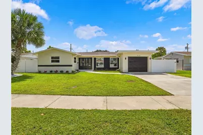 6150 31st Avenue N, Saint Petersburg, FL 33710 - Photo 1