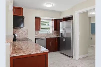 6150 31st Avenue N, Saint Petersburg, FL 33710 - Photo 9