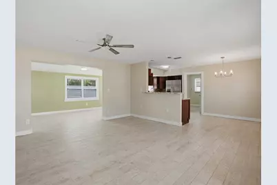 6150 31st Avenue N, Saint Petersburg, FL 33710 - Photo 5