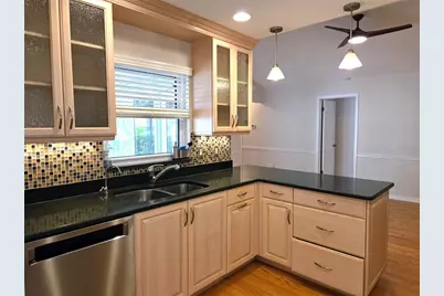 9071 Ridge Road, Seminole, FL 33772 - Photo 11
