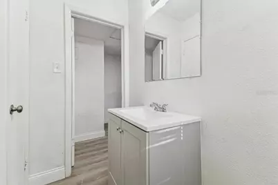 1807 E Bougainvillea Avenue, Tampa, FL 33612 - Photo 23