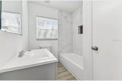 1807 E Bougainvillea Avenue, Tampa, FL 33612 - Photo 21