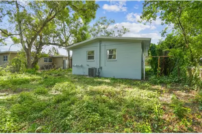 1807 E Bougainvillea Avenue, Tampa, FL 33612 - Photo 31