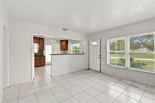 4214 W North B St, Tampa, FL 33609 - Photo 5