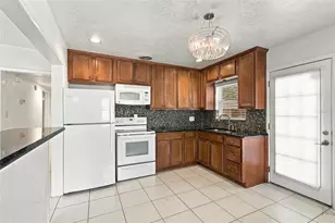 4214 W North B St, Tampa, FL 33609 - Photo 7