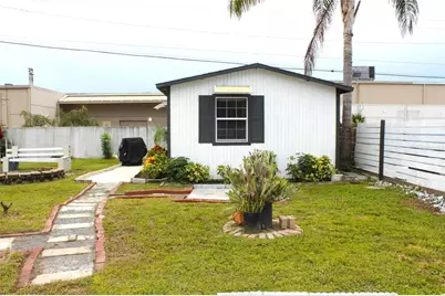 8512 Sunbeam Lane, Tampa, FL 33615 - Photo 57