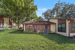 7425 Greystone Dr, Hudson, FL 34667 - Photo 13