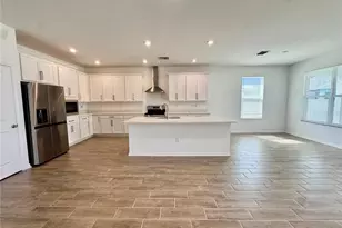 13403 Newport Shores Dr, Hudson, FL 34669 - Photo 5
