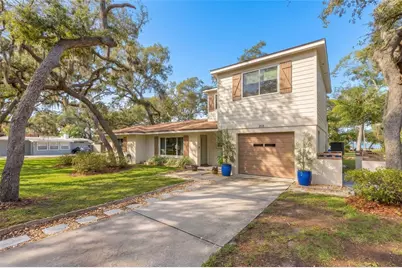 202 S Mayo Street, Crystal Beach, FL 34681 - Photo 3