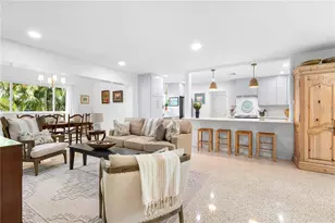 202 S Mayo St, Crystal Beach, FL 34681 - Photo 13