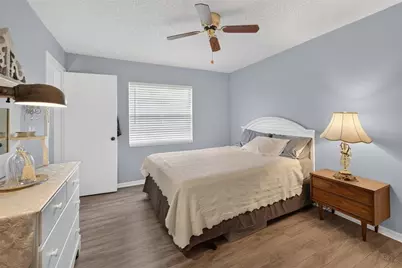 1607 Hovington Circle #229, Sun City Center, FL 33573 - Photo 9