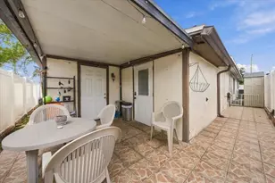 9110 Baymeadow Ct, Tampa, FL 33615 - Photo 23