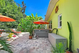 990 Lexington Dr, Dunedin, FL 34698 - Photo 59