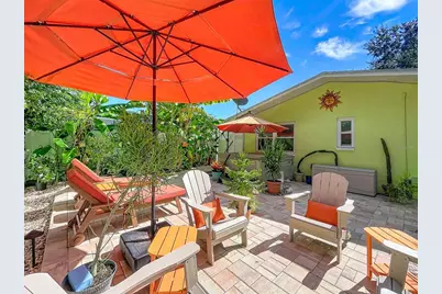 990 Lexington Dr, Dunedin, FL 34698 - Photo 5